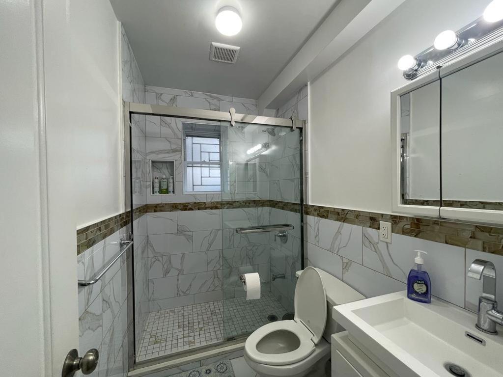 Private 45 Min To Lower Manhattan Apartamento *